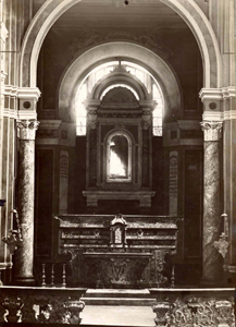 Interno di chiesa