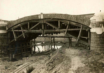 Ponte in costruzione