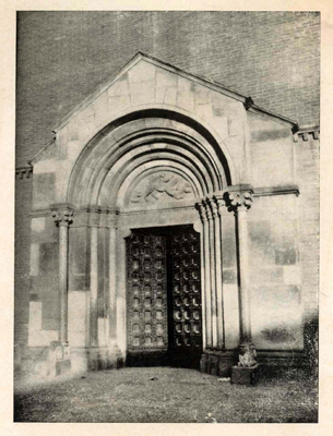 Portale di chiesa