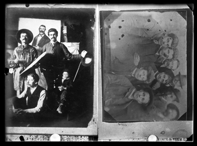 Fotoriproduzioni relative a Pellizza da Volpedo con amici nello studio