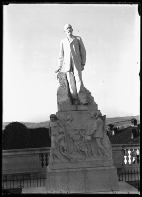 Monumento a Giuseppe Borsalino