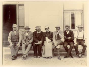 Alpi meridionali della Nuova Zelanda: foto di gruppo con Borsalino