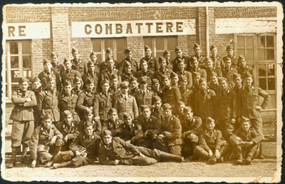 Gruppo di militari