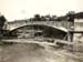 Costruzione di un ponte.
